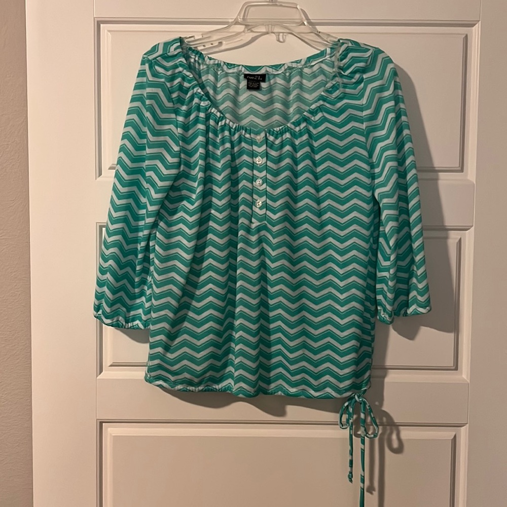 Womens 3/4 length blouse